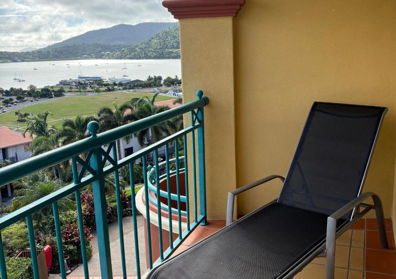 Toscana Village Resort Airlie Beach Exterior photo