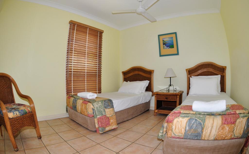Toscana Village Resort Airlie Beach Exterior photo