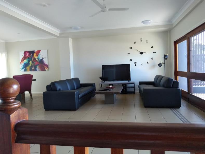 Toscana Village Resort Airlie Beach Exterior photo